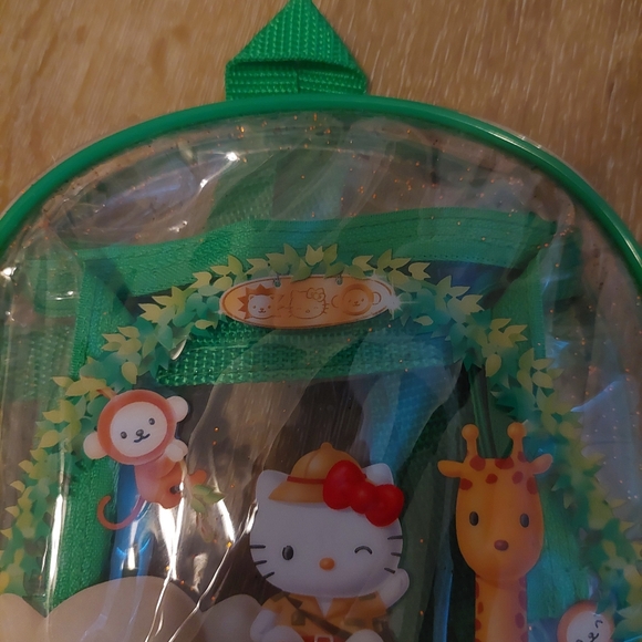 1976, 2002 Sanrio Hello Kitty Safari Backpack - Picture 3 of 5